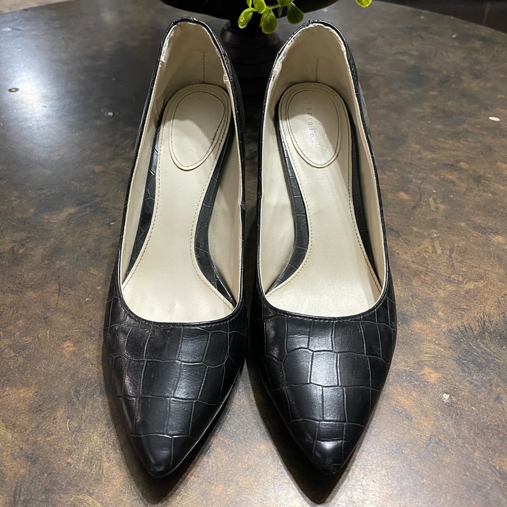 Studio Paolo Black Scale Heels